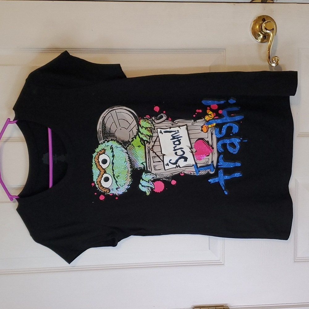NWOT Y2K  Oscar The Grouch Tshirt